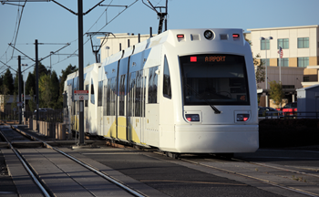 Trimet Max Red Line to Airport